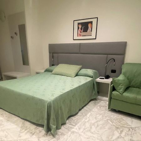 Hotel Coluccini Marina di Pietrasanta Εξωτερικό φωτογραφία