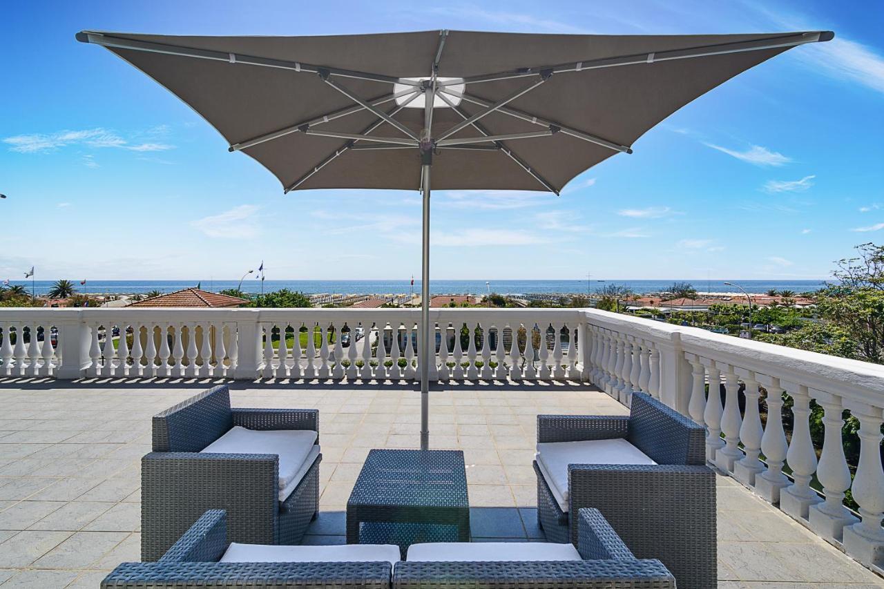 Hotel Coluccini Marina di Pietrasanta Εξωτερικό φωτογραφία