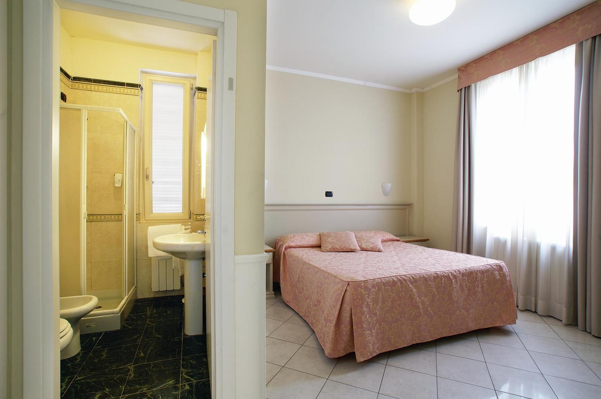 Hotel Coluccini Marina di Pietrasanta Εξωτερικό φωτογραφία