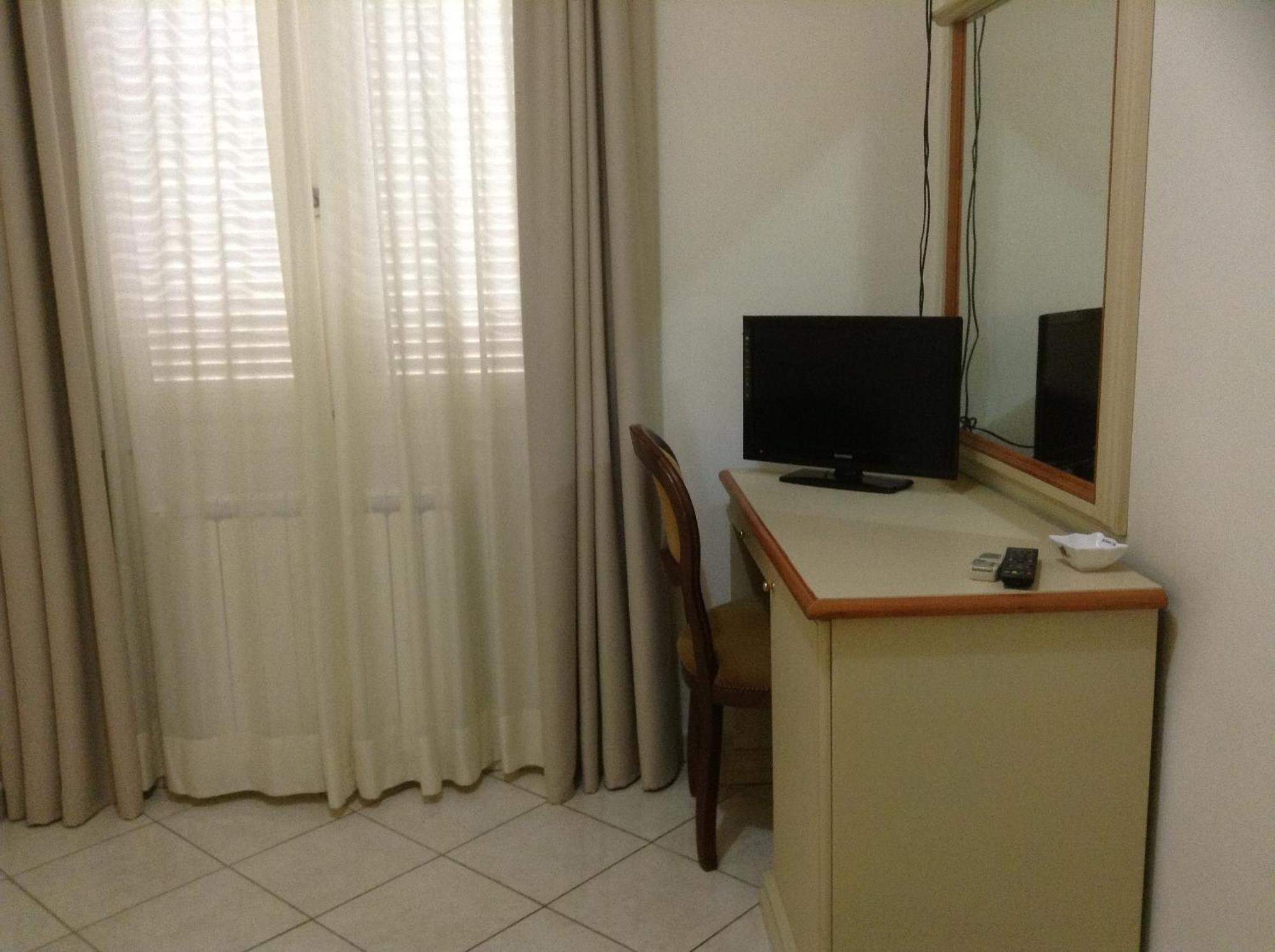 Hotel Coluccini Marina di Pietrasanta Δωμάτιο φωτογραφία